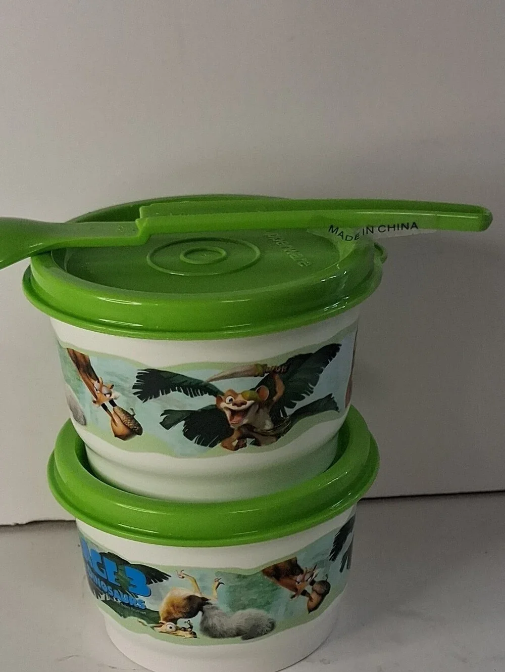Tupperware Ice Age 3 Kids Lunch Set with Green Accents